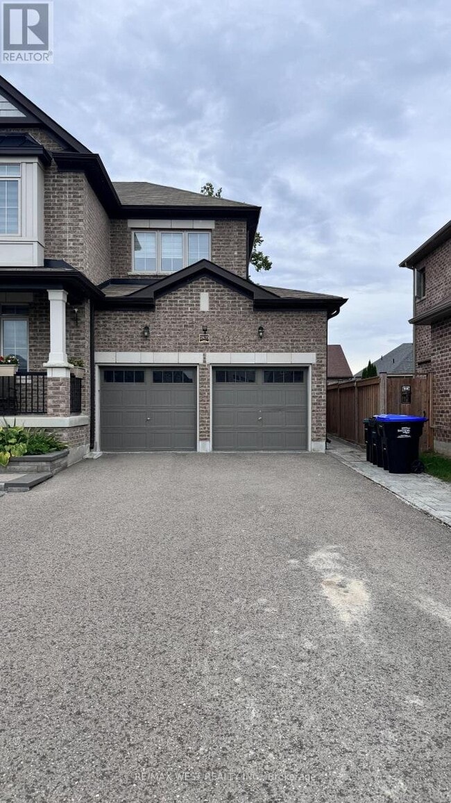 Building Photo - 1805 Emberton Way