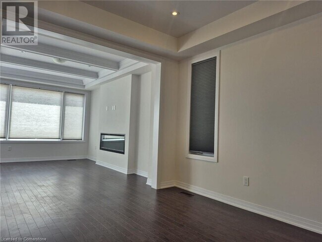 Building Photo - 24 Blain Dr