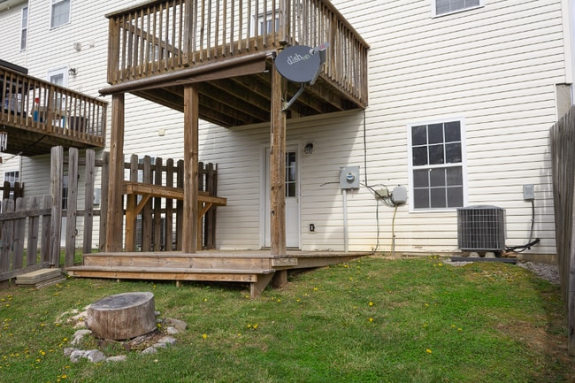 Building Photo - 85 Charleston Ln