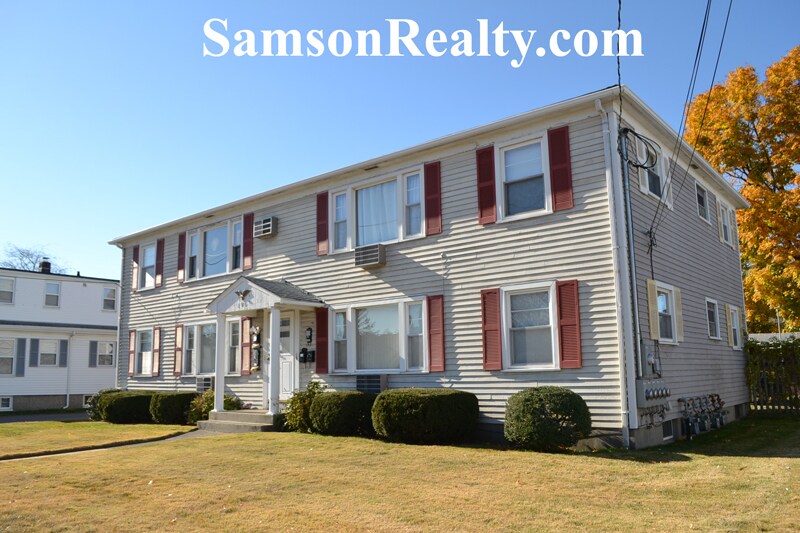 184 Newport Ave Unit 5, Pawtucket, RI 02861 Condo for Rent in