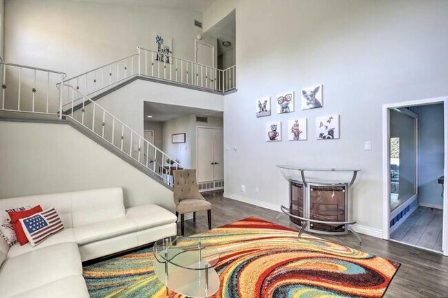 Foto del edificio - 7 Justin Ct