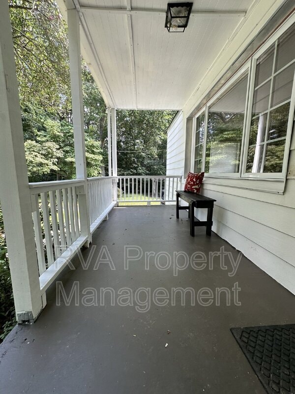 Building Photo - 12070 Karen Dr