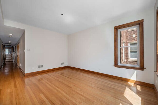 Foto del edificio - 2316 W Huron St