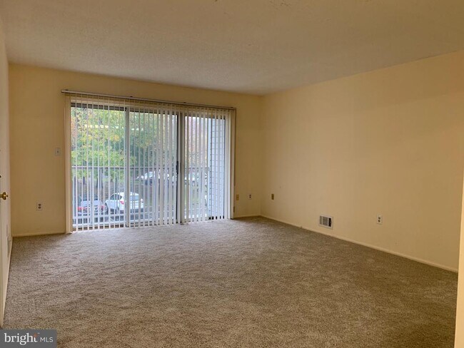 Foto del edificio - 57 Juniper Way