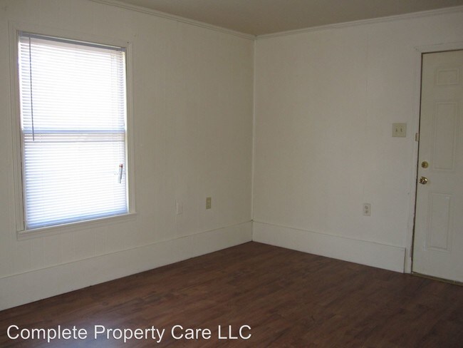 Foto del edificio - 919 E 6th St