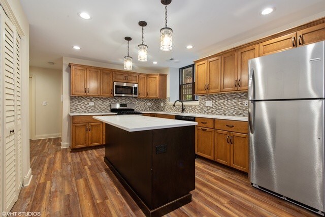 Foto del edificio - 1911 W Cullerton St