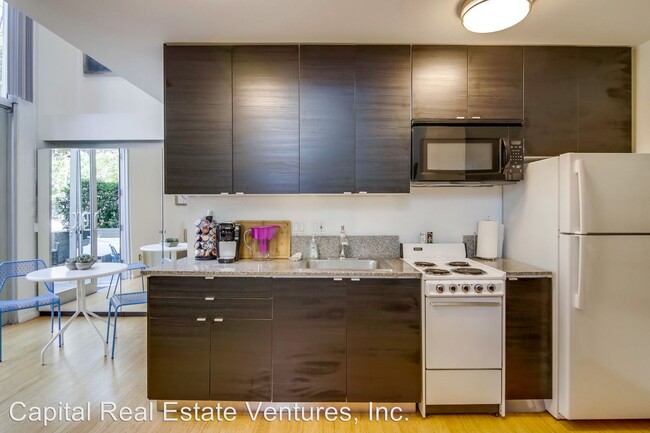 Foto del edificio - 691 W Cedar St