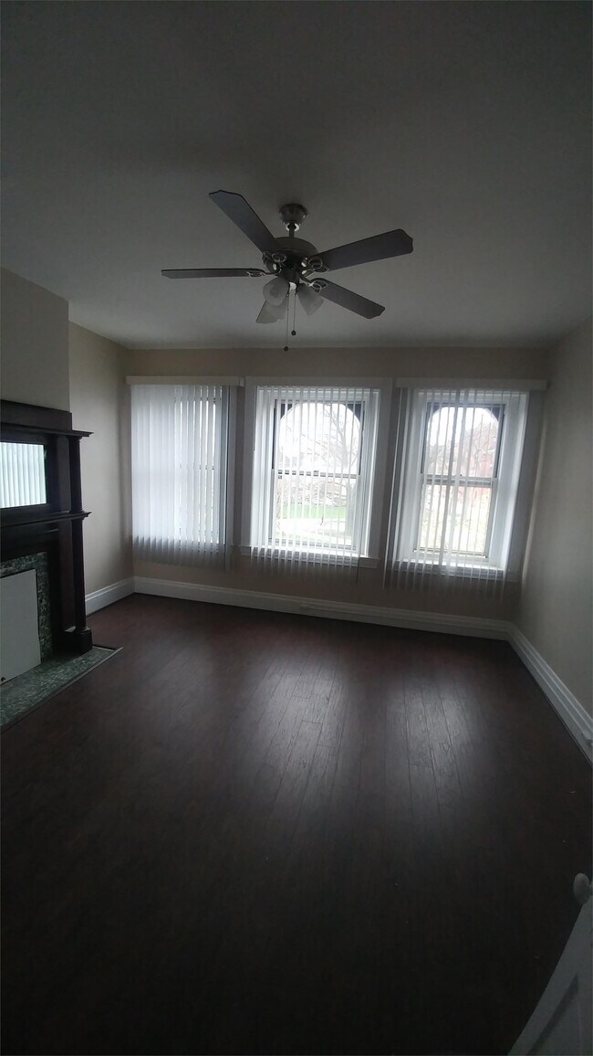 Foto del edificio - 724 Cedar Ave