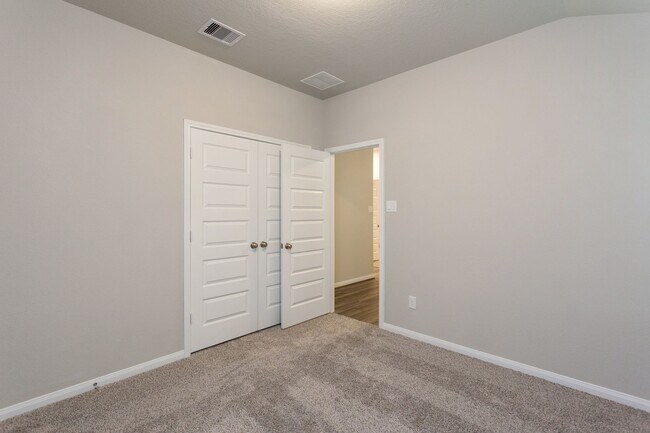 Foto del edificio - 6915 Lebec Dr