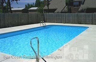 Building Photo - 5025 Lamppost Cir