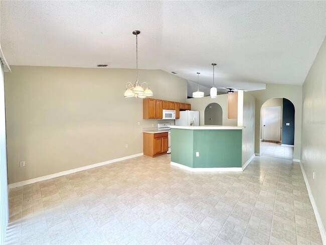 Foto del edificio - 2093 Whispering Trails Blvd