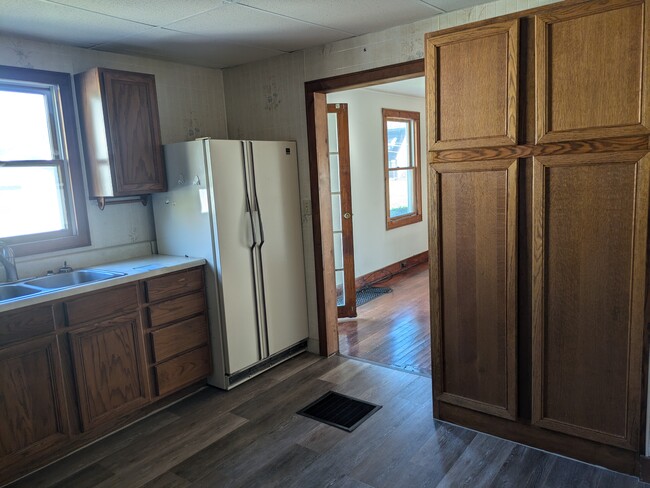 Kitchen has a pantry and plenty of counter and cupboard space - 3 N Atkins Ave