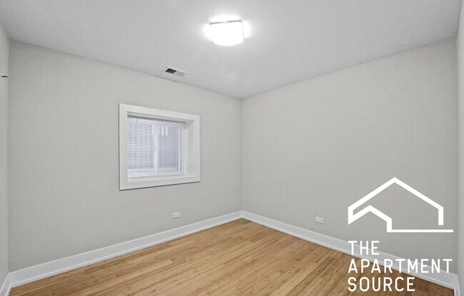 Foto del edificio - 1335 W Walton St