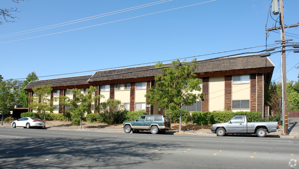 Building Photo - Kerner Apartments