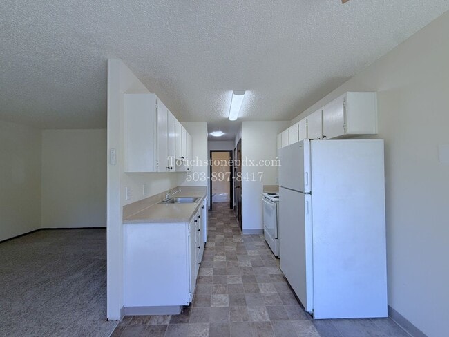 Foto del edificio - 5804 SE Milwaukie Ave