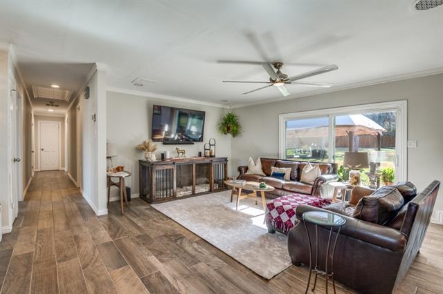 Foto del edificio - 532 W Five Mile Pkwy