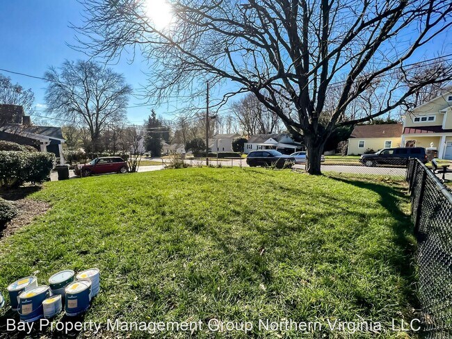 Building Photo - 2 br, 2 bath House - 1829 Anderson Rd