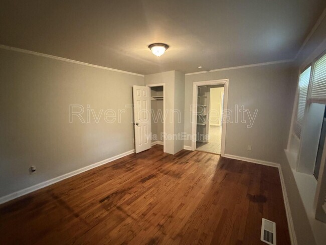 Foto del edificio - 1746 Eldridge Ave