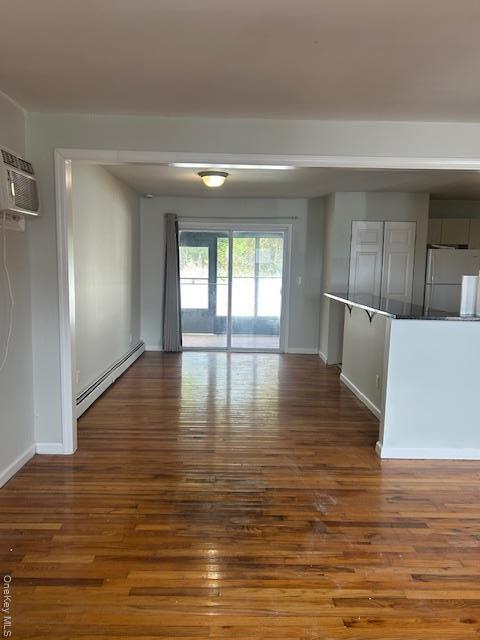 Building Photo - 3531 Shore