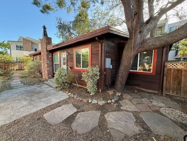 Curtner 399* - Curtner 399* Apartment