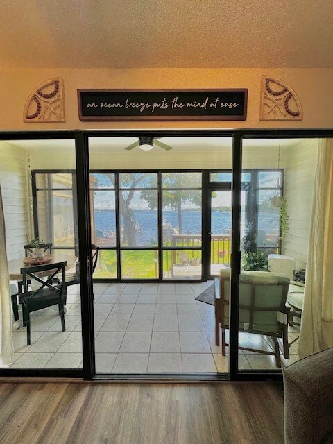 Building Photo - 902 Regatta Dr