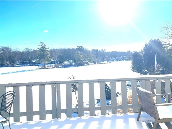 Foto del edificio - 81 Jolicoeur Ave