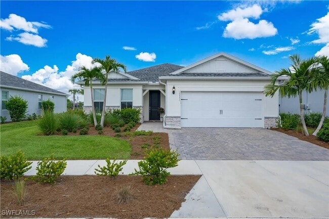 Front of house - 15551 Northridge Rd