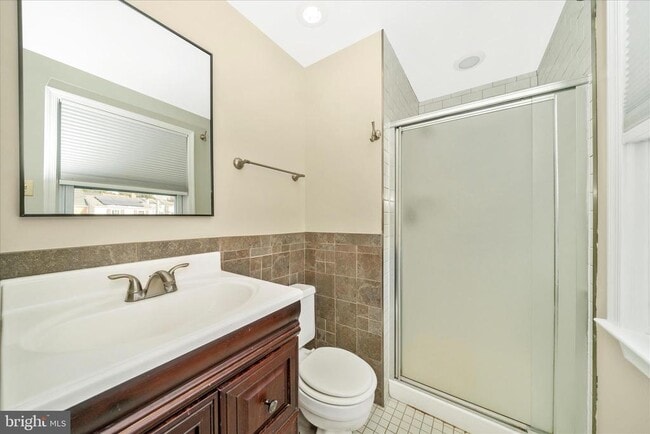 Building Photo - 106 Lamont Ln