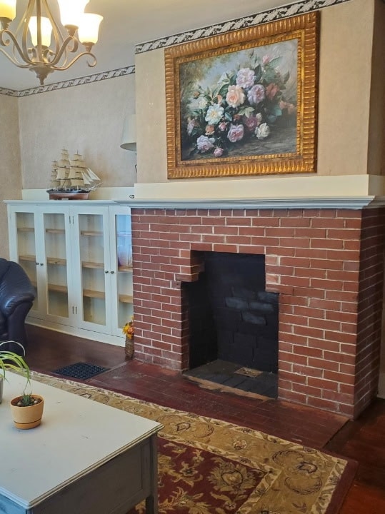 Foto del edificio - 555 N Broadway St