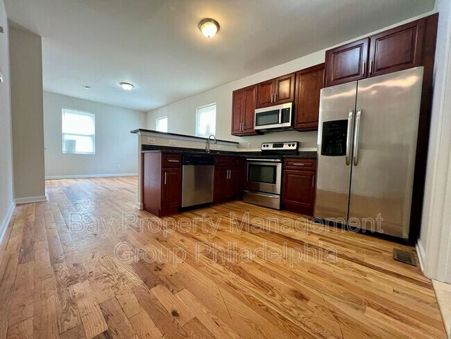 Building Photo - 2106 N 17th St