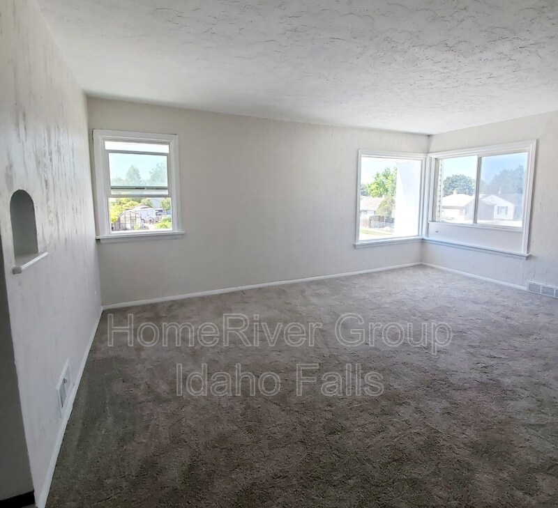 301 E 18th St Unit Apt 3, Idaho Falls, ID 83404 Condo for Rent in