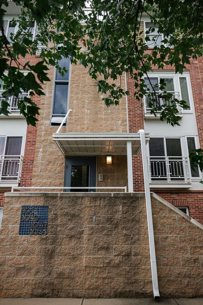 Building Photo - 3945 Picasso Court
