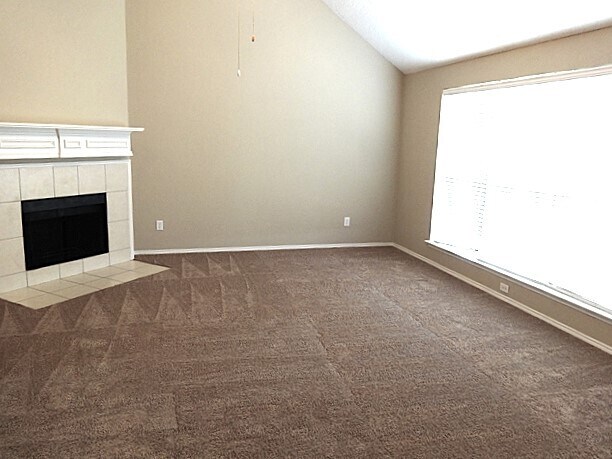 Foto del edificio - 200 Rock Prairie Ln