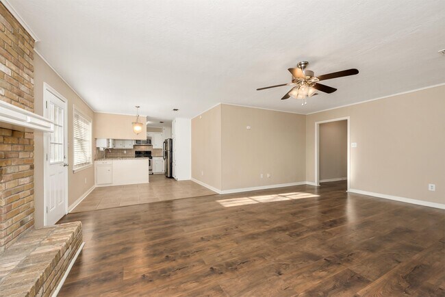 Foto del edificio - 2908 Oakside Dr
