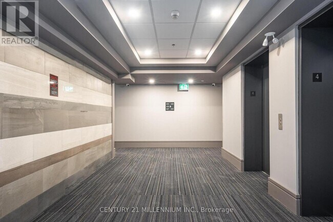 Photo du bâtiment - 403 Fourth Ave