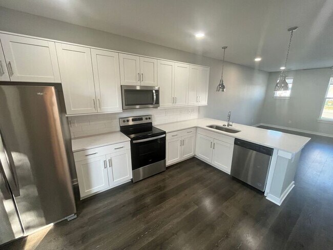 Building Photo - 603 Mason Ward Pl