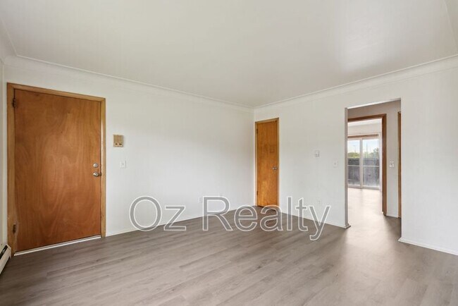 Foto del edificio - 1733 Christian Ave