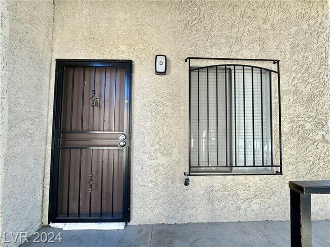 Foto del edificio - 3265 Arville St