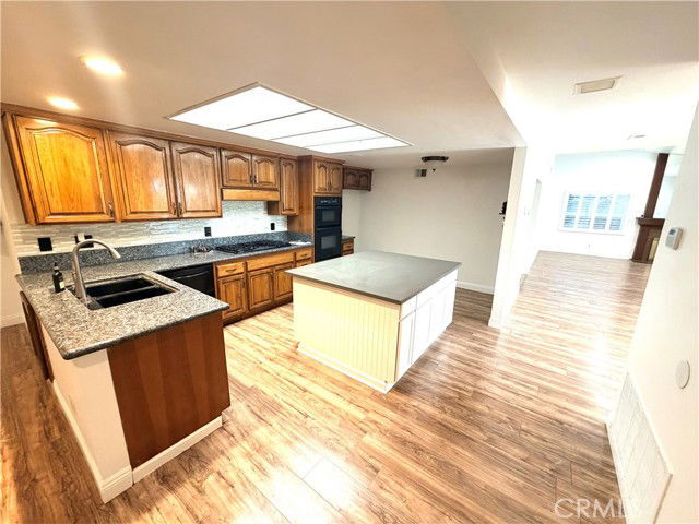 Foto del edificio - 21317 Candice Pl