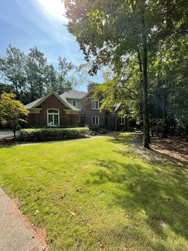 Primary Photo - Beautiful home in prime location!
