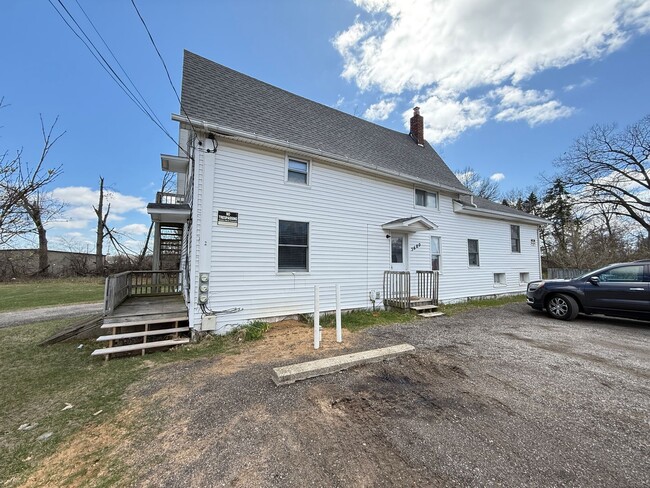 Building Photo - 5680 Park Dr