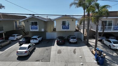 Building Photo - 6649 Del Playa Dr