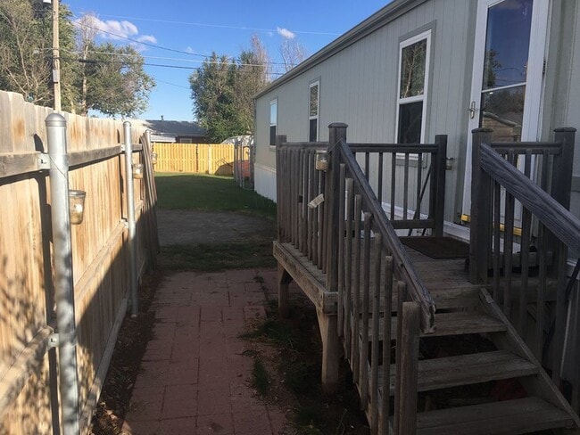 Building Photo - 337 Oregon Trail Way