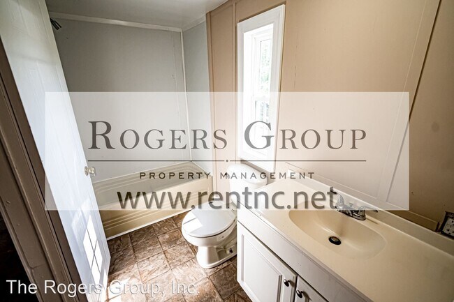 Building Photo - 3 br, 2 bath House - 15 Country Ln