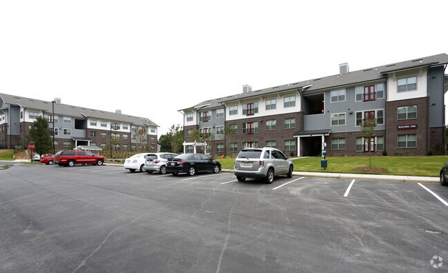 Foto del edificio - Campus West at Tryon