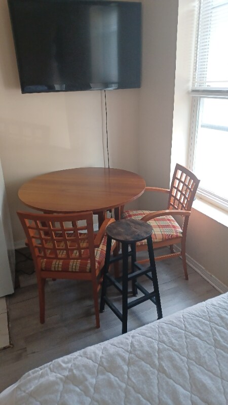 Foto del edificio - 1336 N 54th St