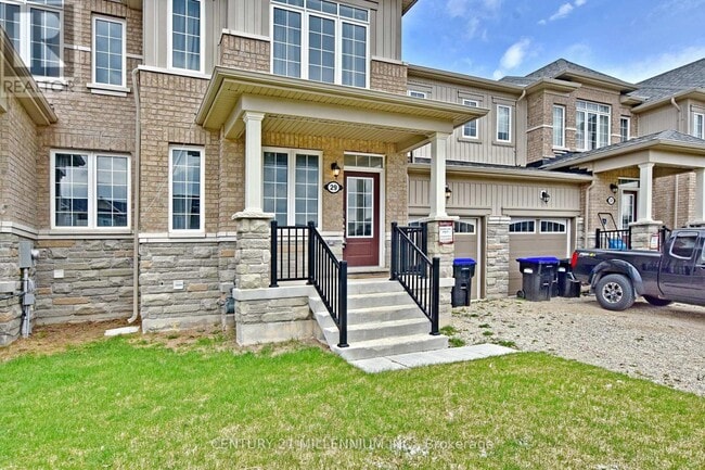 Building Photo - 29 Stately Dr