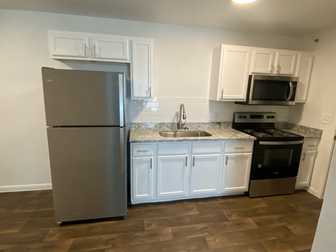 Swaying Oaks Apartments at 1302 Pinn Rd San Antonio, TX