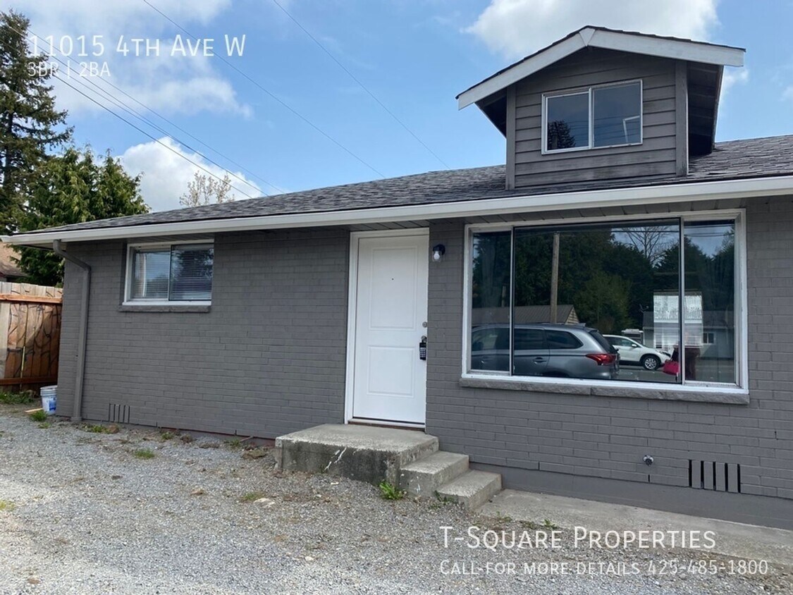 Primary Photo - Holiday Special! No Rent Payment Until Jan...