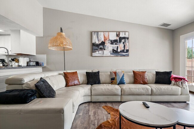 Foto del edificio - 4329 E Cherokee St